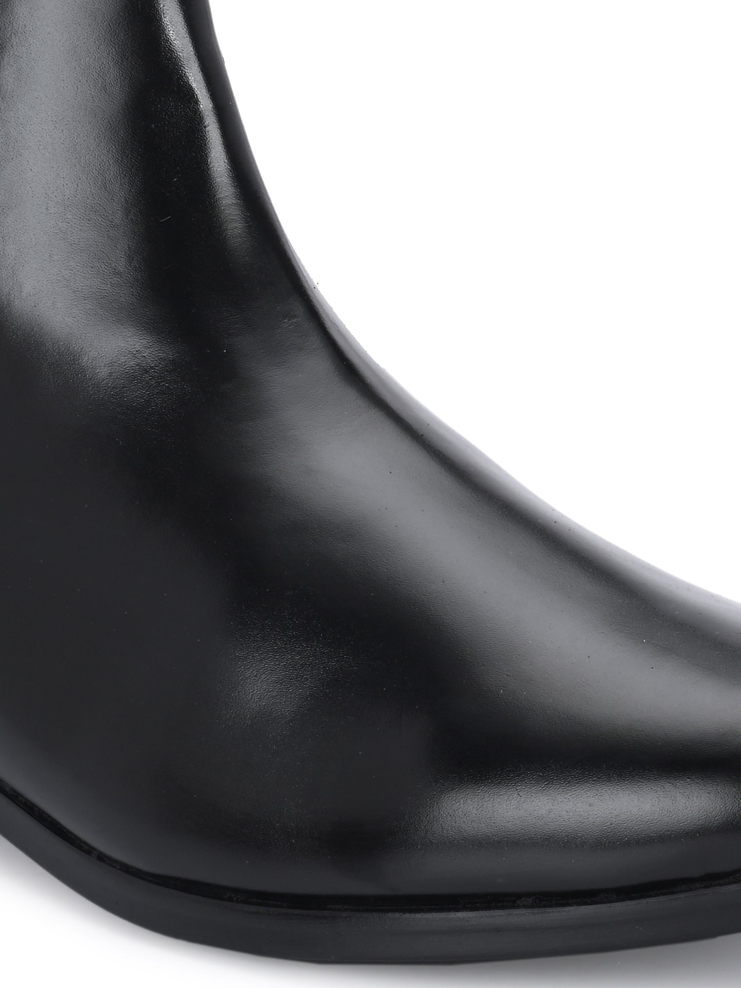 Men's black zip-up Chelsea boots