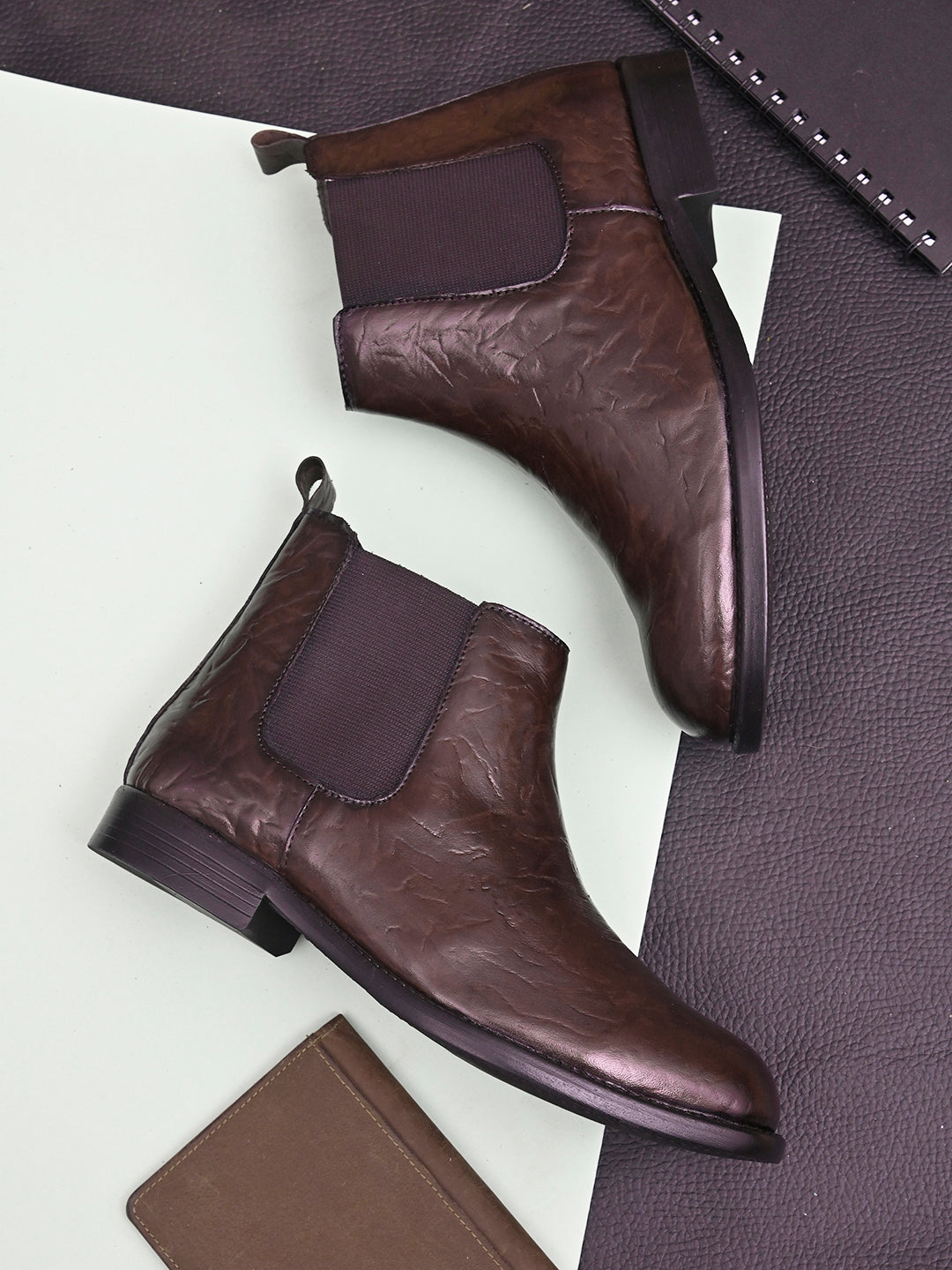 Men's brown leather Chelsea boots