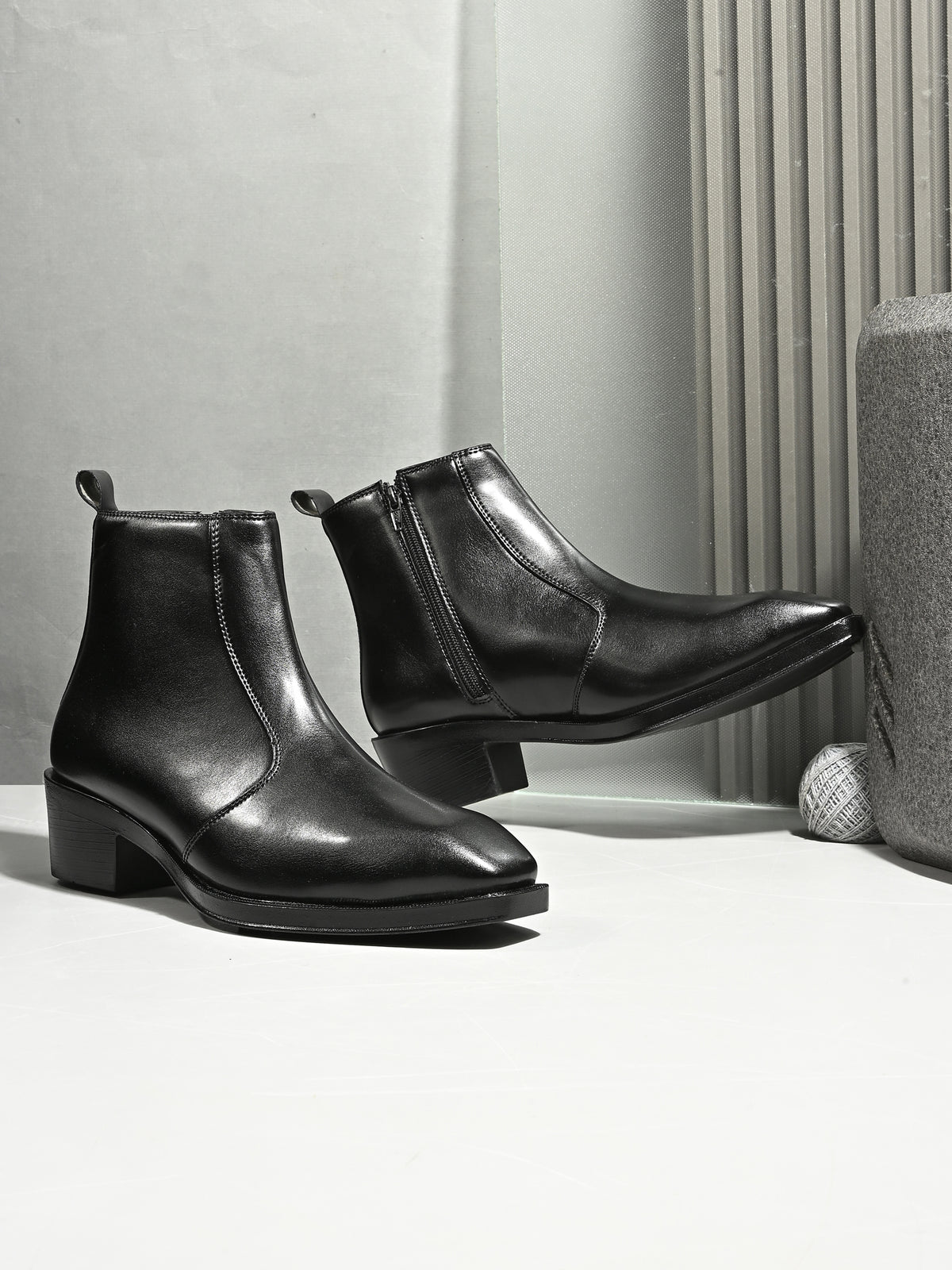HiREL'S Italian Shape Chelsea Boots Cuban Heel Height Increasing