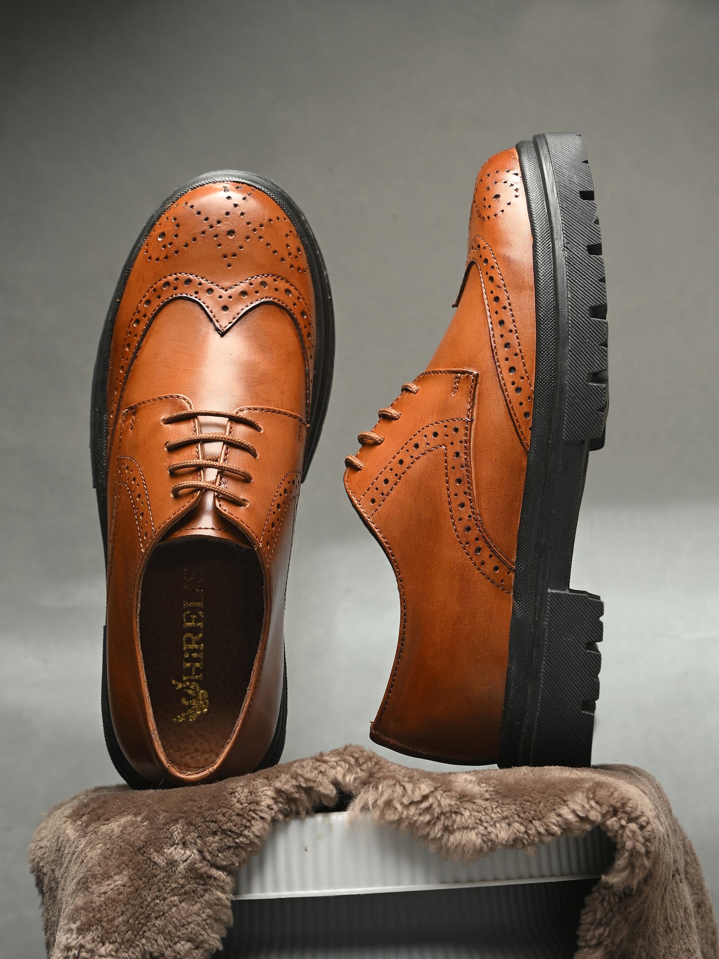 HiREL'S Men's Tan Genuine Italian Leather Wingtip Brogue Derby Shoes, Chunky Sole, Lace-Up, Formal Wear, Lightweight