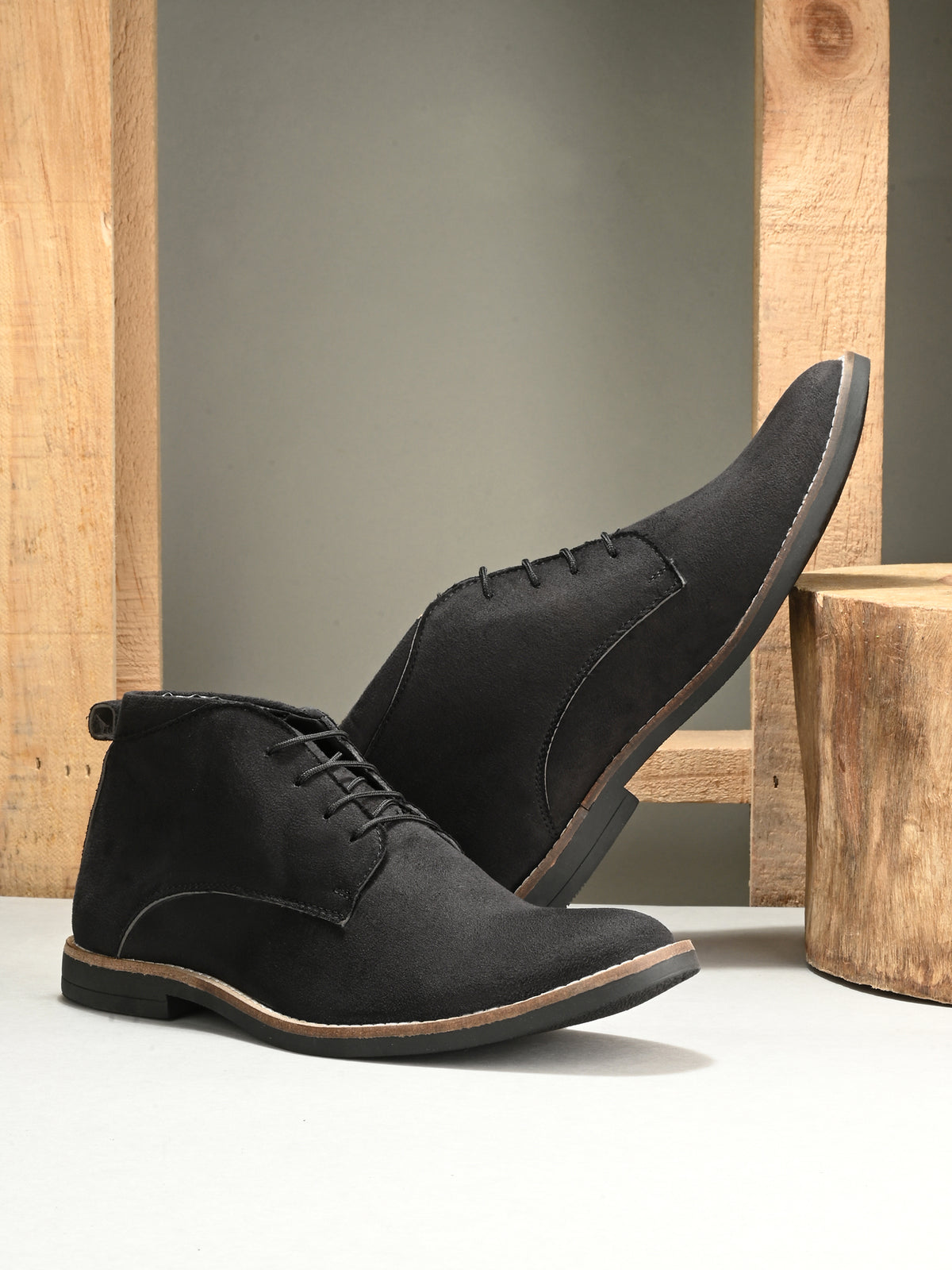 Men Black Suede Chukka Boots