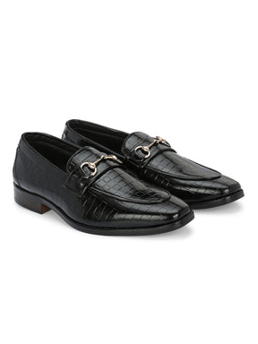 Men's black croc-textured loafers